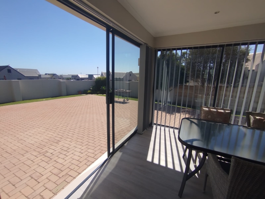 3 Bedroom Property for Sale in Bayview Western Cape